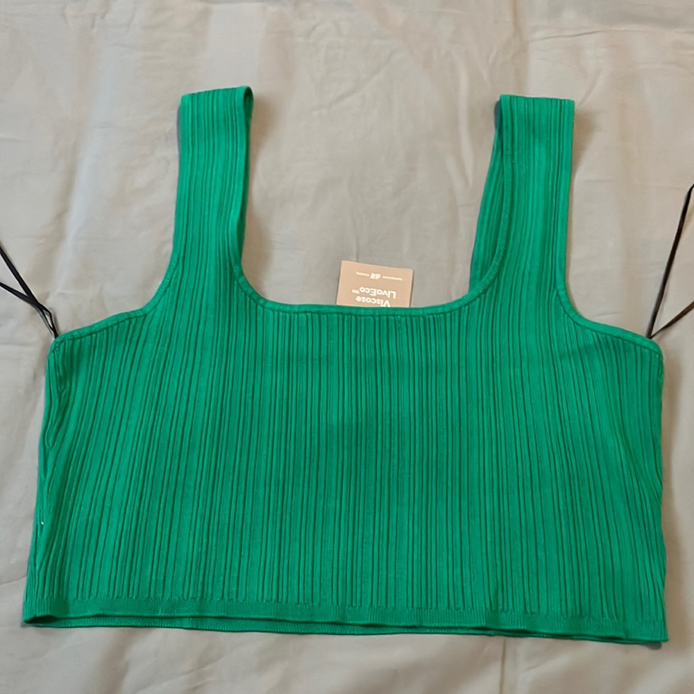 Knit cropped top